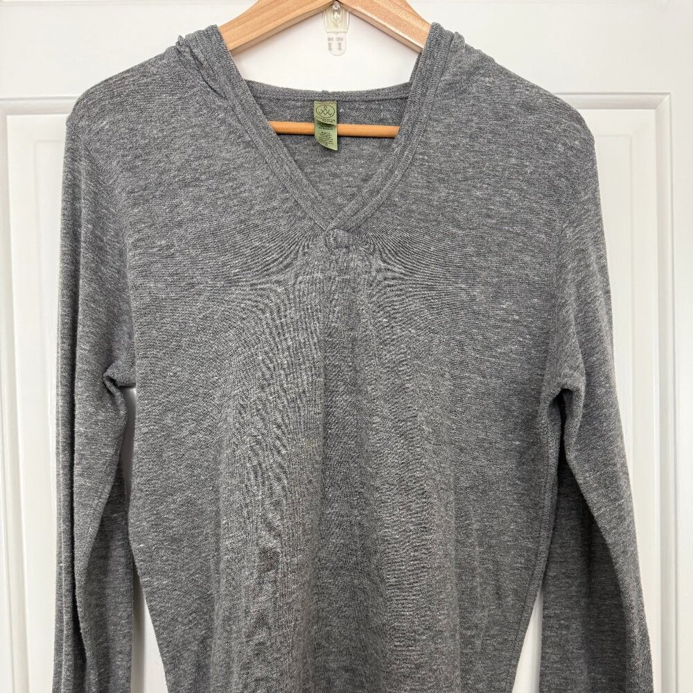 Alternative Earth Grey Hooded Pullover – Size Small